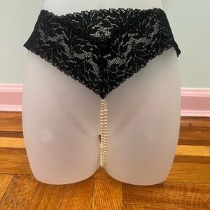 Bracli Black Lace Double Strand Pearl Thong size small